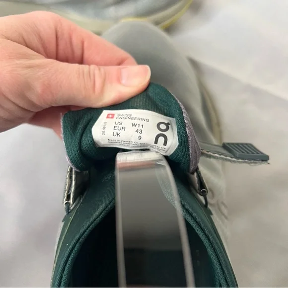 On Cloud Women’s Size 11 Tennis Shoes Cloud Nova Wrap Grey Lavender Sneaker Gym - Picture 8 of 11